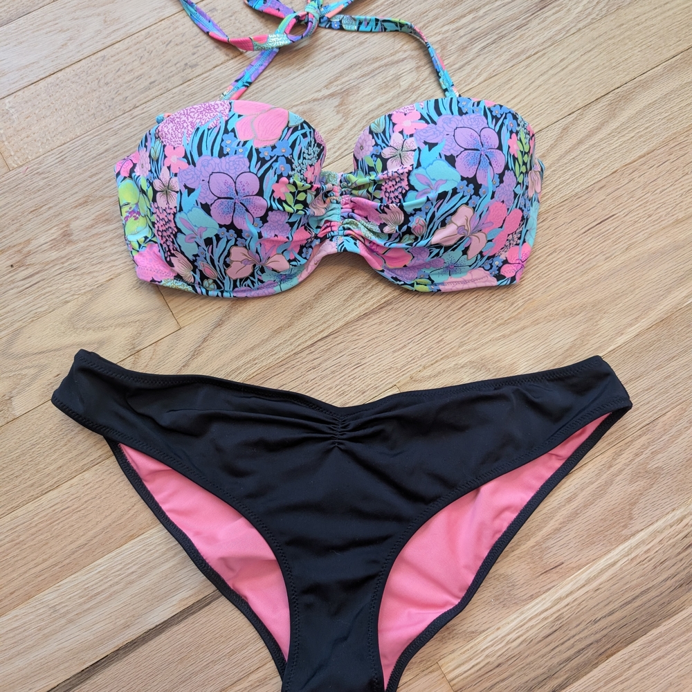 Victoria's Secret Bandeau 34D & Medium Bottoms by PINK